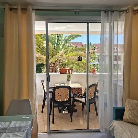 Apartment Fresh In Americas, Pe210 Next To The